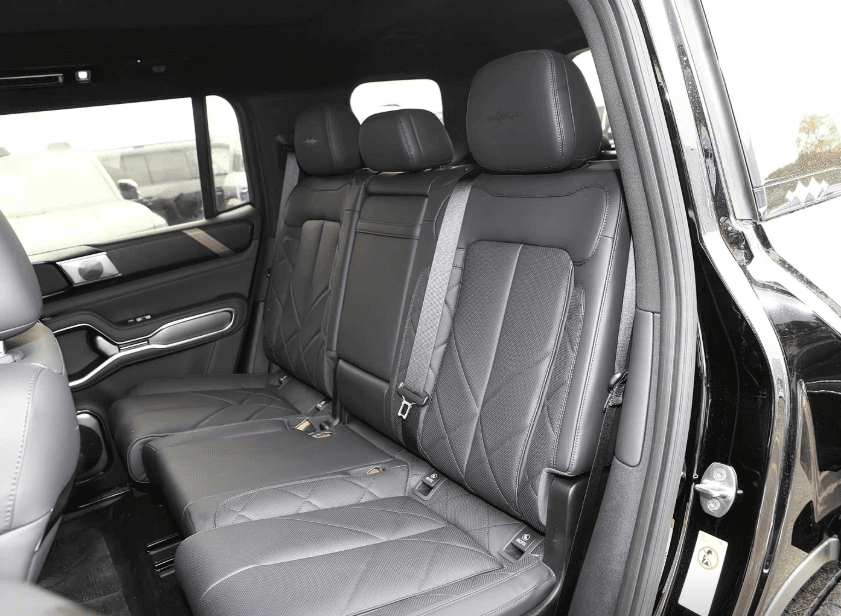 BYD TITANIUM 7