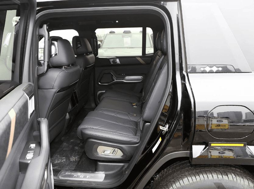 BYD TITANIUM 7