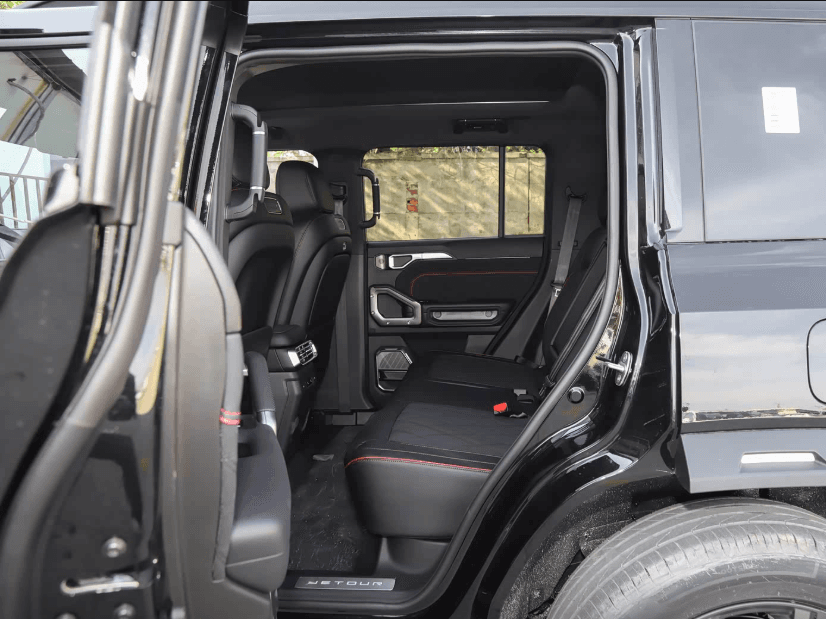 Jetour TRAVELER T2 — 7 Places