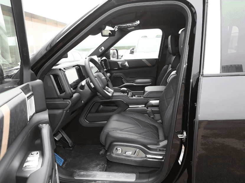 BYD LÉOPARD 8