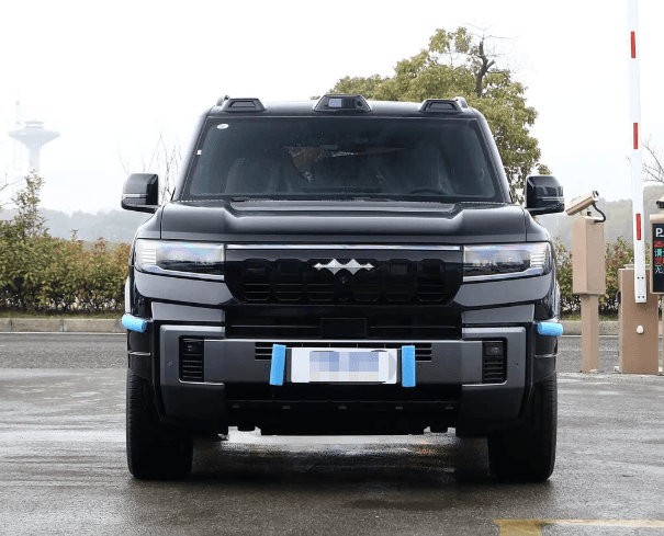 BYD TITANIUM 7